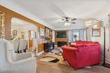 1942 Wellesley Drive - Photo 8