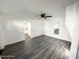 145 Whiting Avenue - Photo 7