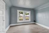 1004 Waverly Avenue - Photo 16