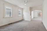 240 Dexter Street - Photo 8
