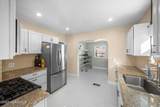 2752 Medford Drive - Photo 10