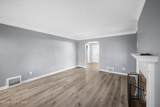 1023 Hawk Street - Photo 5