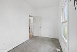 2621 Lawrence Avenue - Photo 15
