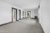 2621 Lawrence Avenue - Photo 17