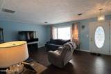 742 Perry Street - Photo 18
