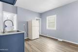 2368 Hollywood Avenue - Photo 23