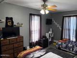 376 Perry Street - Photo 22