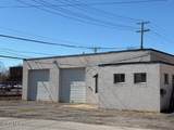 376 Perry Street - Photo 5