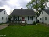 3037 Maeterlinck Avenue - Photo 1
