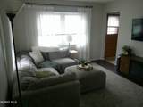 3037 Maeterlinck Avenue - Photo 4