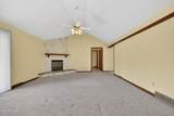 1219 Oaktree Court - Photo 12