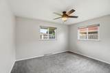 5159 Grosse Point Parkway - Photo 17