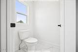980 Stoneleigh Road - Photo 33