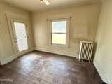 401 Victoria Place - Photo 10