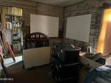 832 Waverly Avenue - Photo 3