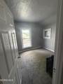 709 Thayer Street - Photo 2