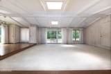 2953 Westchester Road - Photo 17