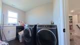 1038 Stoneleigh Road - Photo 43