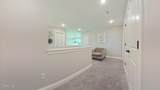 1038 Stoneleigh Road - Photo 45