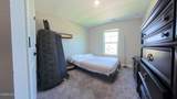 1038 Stoneleigh Road - Photo 63