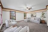 415 Jamestown Avenue - Photo 4