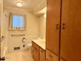 1636 Queenswood Drive - Photo 18