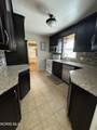2811 Kenwood Boulevard - Photo 6