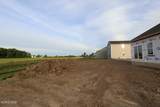 925 Creekside Lane - Photo 14