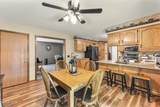 2210 Ch 44 - Photo 18