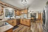 2210 Ch 44 - Photo 22