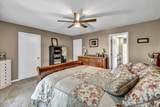 2210 Ch 44 - Photo 24