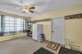 2210 Ch 44 - Photo 9