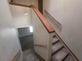 1009 Valley Side Drive - Photo 11
