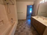 1009 Valley Side Drive - Photo 16