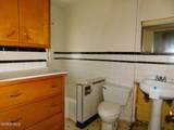 553 Bronson Avenue - Photo 16