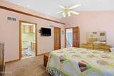 15940 Forest Lane - Photo 36