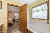 15940 Forest Lane - Photo 39