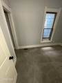 533 Spencer Street - Photo 4