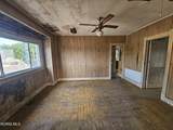 636 Spencer Street - Photo 4