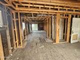 636 Spencer Street - Photo 9