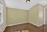 2811 Castleton Avenue - Photo 33