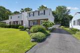 2811 Castleton Avenue - Photo 4