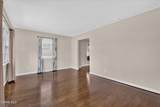 2811 Castleton Avenue - Photo 9