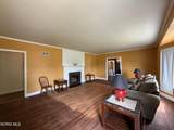 225 High Street - Photo 17