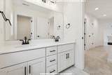 978 Stoneleigh Road - Photo 42