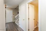 2923 Stoneleigh Drive - Photo 11