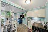 240 Gradolph Street - Photo 15