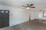 3916 Leybourn Avenue - Photo 10