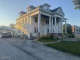 717 Main Street - Photo 3