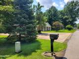 1040 Edgewood Drive - Photo 2